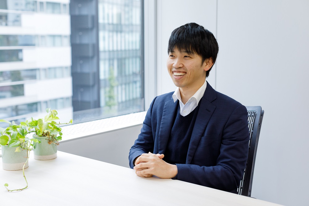 将来について語る事業再生コンサルタント